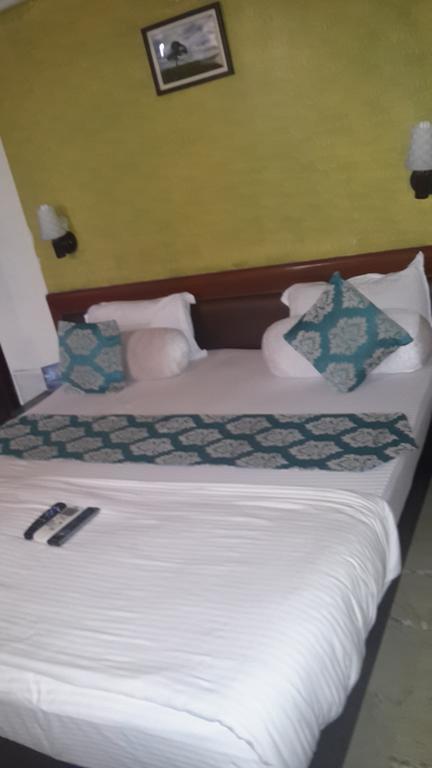 Hotel Peace Park 潘韦尔 外观 照片