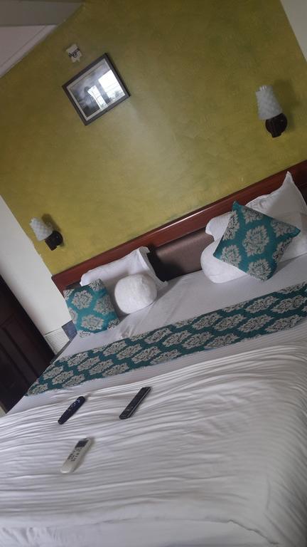 Hotel Peace Park 潘韦尔 外观 照片
