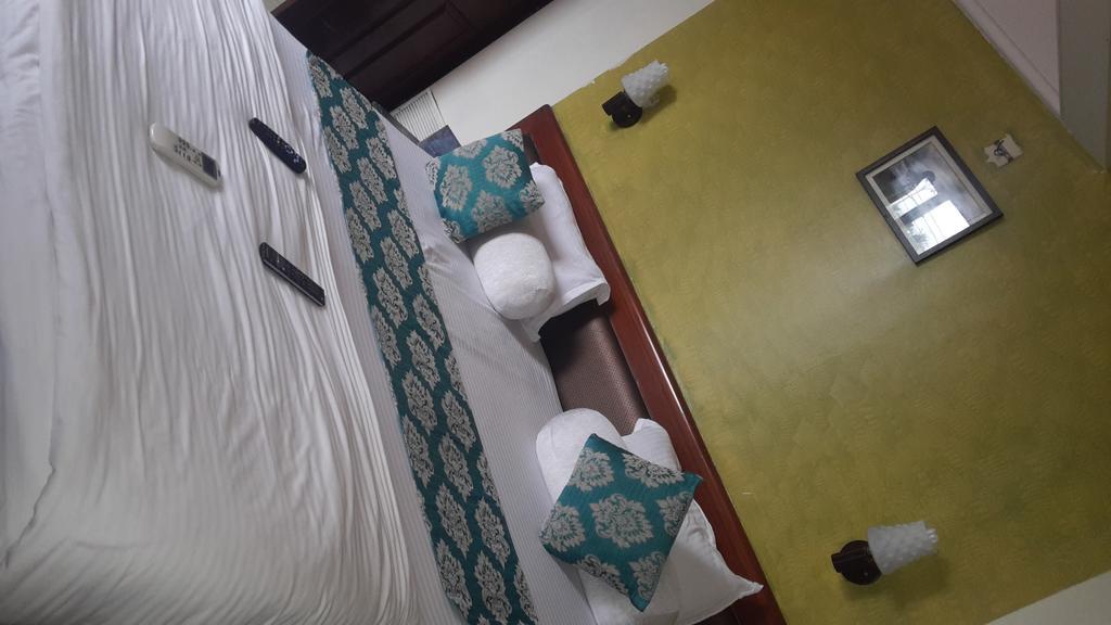 Hotel Peace Park 潘韦尔 外观 照片