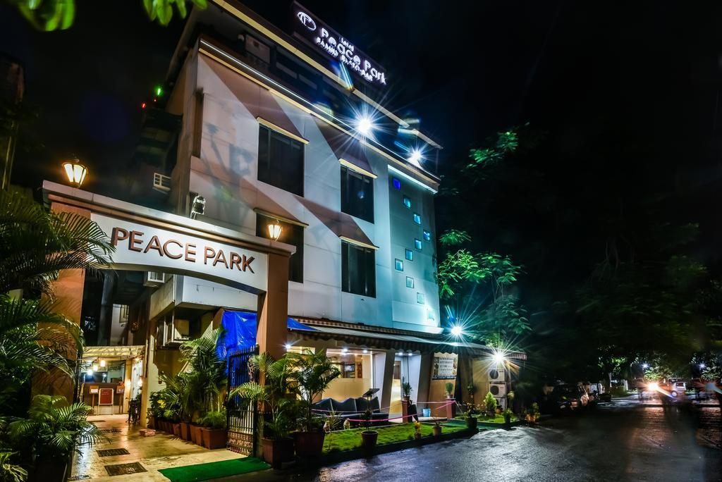 Hotel Peace Park 潘韦尔 外观 照片